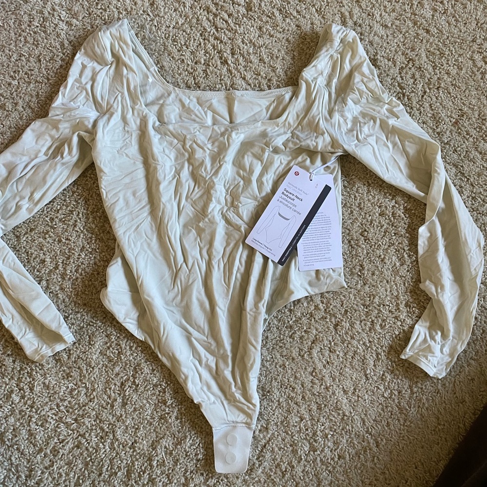 NWT Lululemon Wundermost Ultra-Soft Nulu Square-Neck Long-Sleeve Bodysuit
